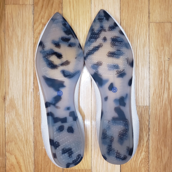 Rothy's Ecru Points - Size 10 - EUC (washable, sustainable, flats, beige) - Picture 3 of 5